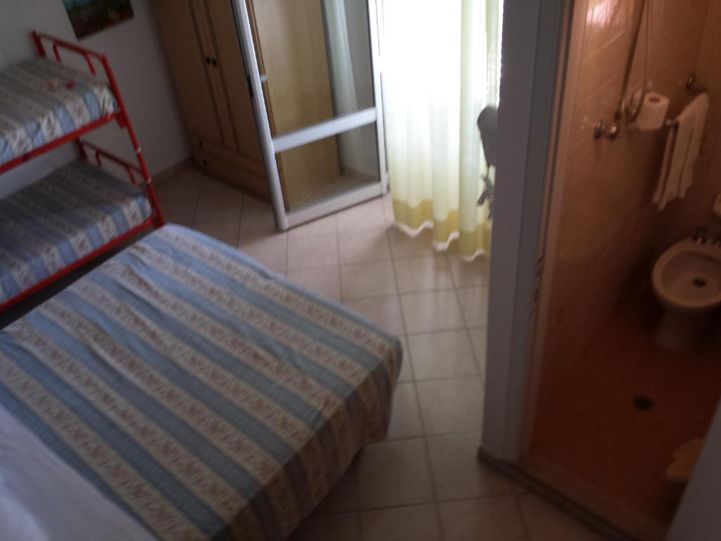 Hotel Penny Римини Номер фото